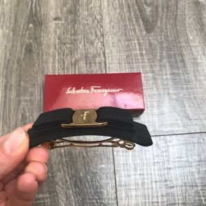 Authentic Salvador Ferragamo hair clip